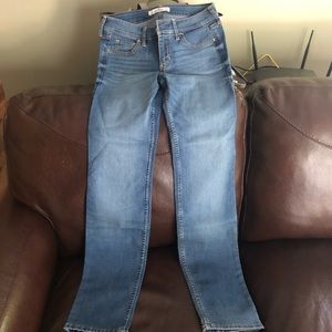 Hollister size 3R Skinny Jeans